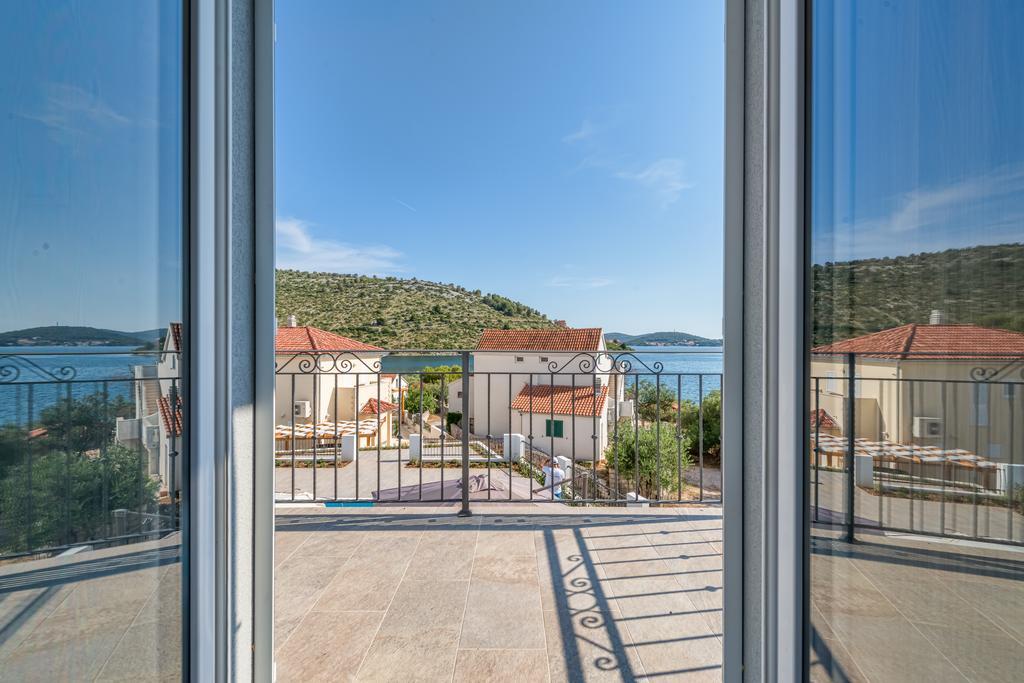 Villa Patricia 로고즈니차 외부 사진